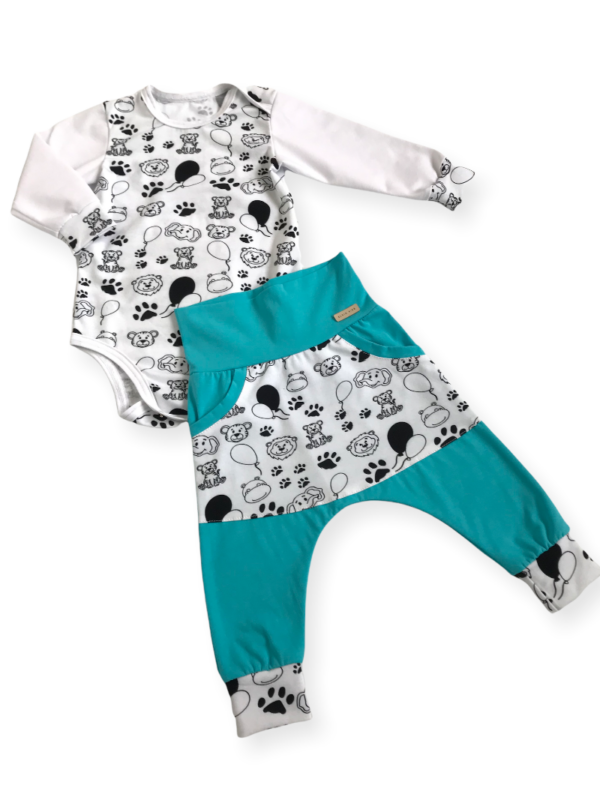 Set body s dlouhým rukávem a baggy - vzor ťapky