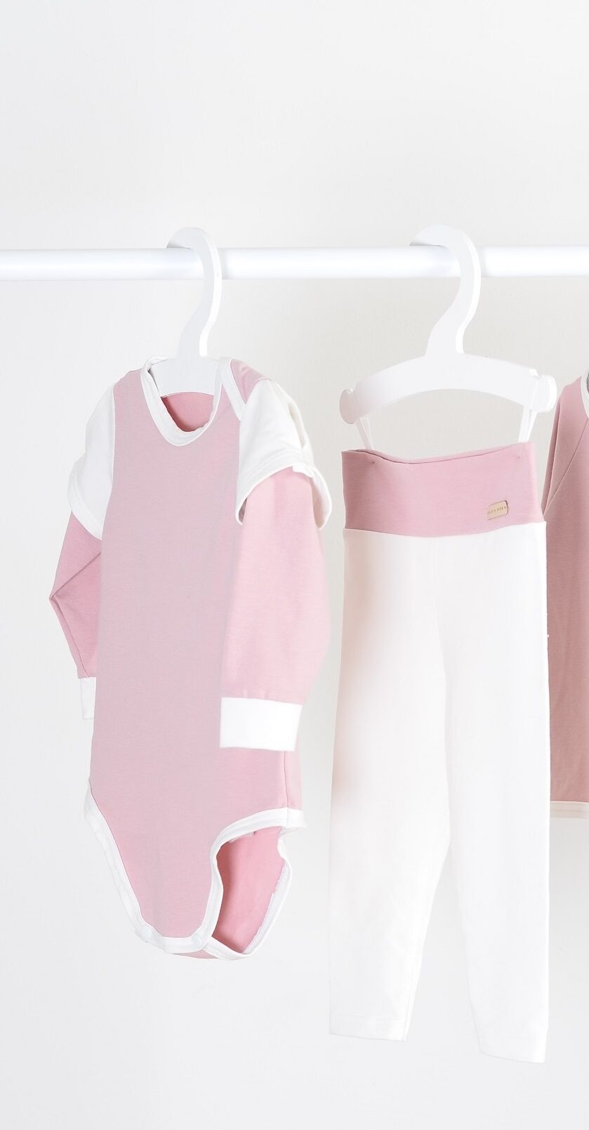 Set body s dlouhým rukávem a legíny - starorůžová