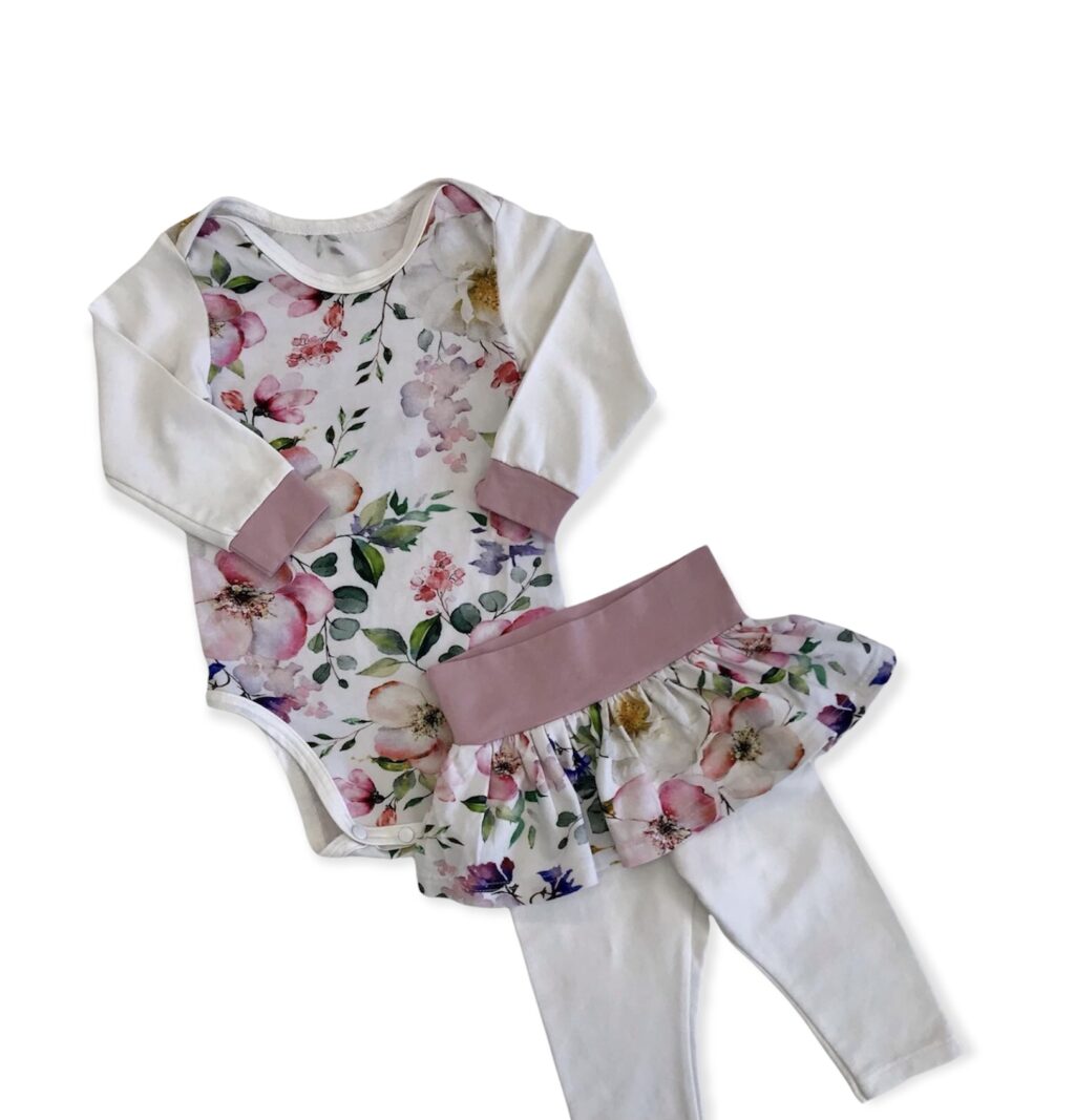 Set body s dlouhým rukávem a legíny se sukýnkou - vzor květy