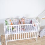 Set body s dlouhým rukávem, basic tepláky, polštářkový mantinel a kojící polštář