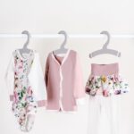 Set body, legíny se sukýnkou a kabátkem